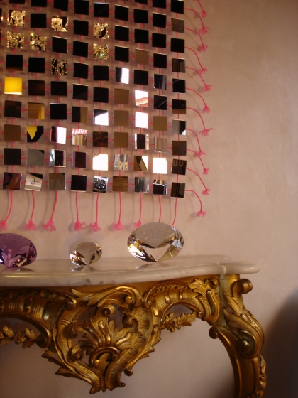 Les tresse de cette cascade de miroirs sont disponiblent dans différents coloris,