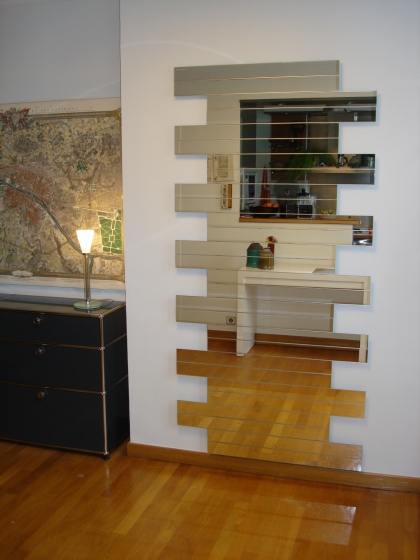 Miroir deco design paris du créateur Mickael de Santos, les plus étonnants miroirs design lancés sur le marché,en vente sur Paris,parfaits pour décorer votre appartement