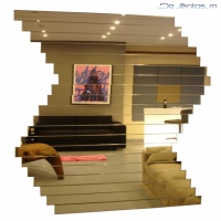 Portrait d'horizon est un miroir au design changeant grasse à ses lamelles de miroir amovibles.En vente chez Steiner à Rouen et 